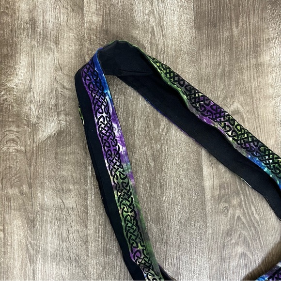 Brandless Handmade Tie Dye Celtic Knot Crossbody Hobo Tote Bag - Picture 14 of 14